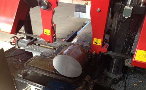 宜章卧式带锯床加工时出现明显振荡如何排查？